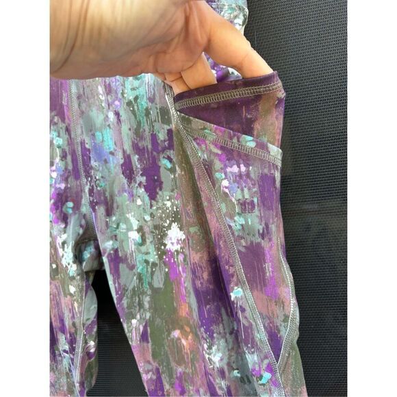 Tahari Sport Women’s Camouflage Double Cell Pocket Athletic Leggings. Size Large - Picture 3 of 8